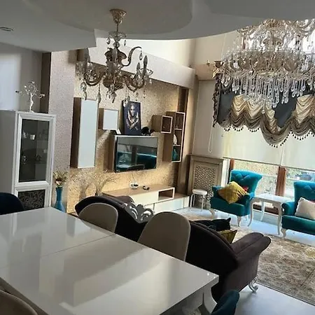 A Comfy By The Marina Villa *